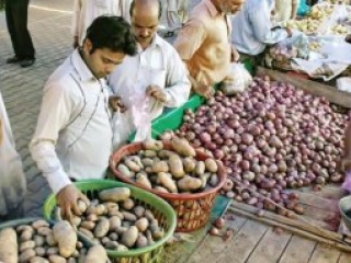 Рамадан в Пенджабе - справедливые цены и бесплатные ифтары