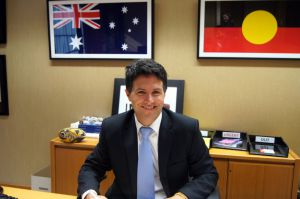 Австралийский министр будет держать пост как мусульманин. Новости Рамадана