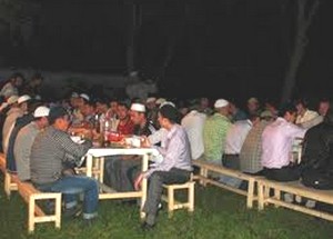 Ифтары под открытым небом проводят в Дагестане. Новости Рамадана