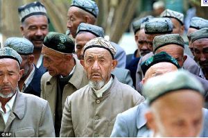 Власти Китая запретили уйгурам поститься в Рамадан. Новости Рамадана