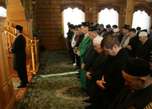 Мусульмане Мамадыша в Татарстане совершают итикаф. Новости Рамадана