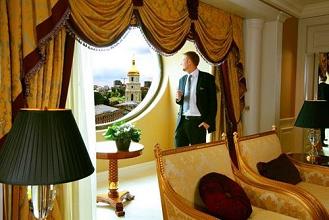 На время Рамадана в отеле Киева для мусульман открыли специальную комнату. Новости Рамадана