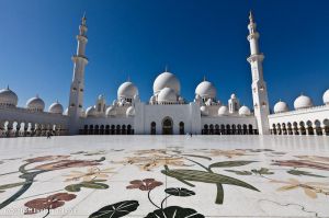 В Абу-Даби до конца Рамадана откроют 7 мечетей. Новости Рамадана