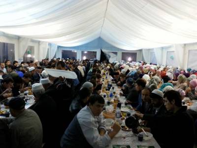 Международный центр «Халяль» СМР провел ифтар в мечети "Ярдэм" Казани. Новости Рамадана