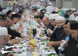 Шатер для ифтара на 250 человек впервые заработал в Казани. Новости Рамадана